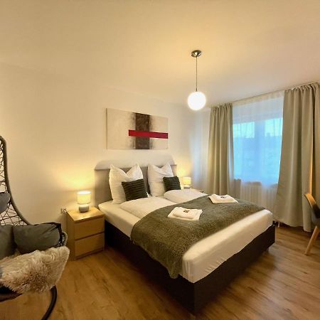 Downtown Apartment By Ninja Spaces - Kingsize-Bett, Kueche, Netflix, Terrasse Wuppertal Exterior photo