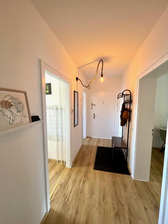 Downtown Apartment By Ninja Spaces - Kingsize-Bett, Kueche, Netflix, Terrasse Wuppertal Exterior photo