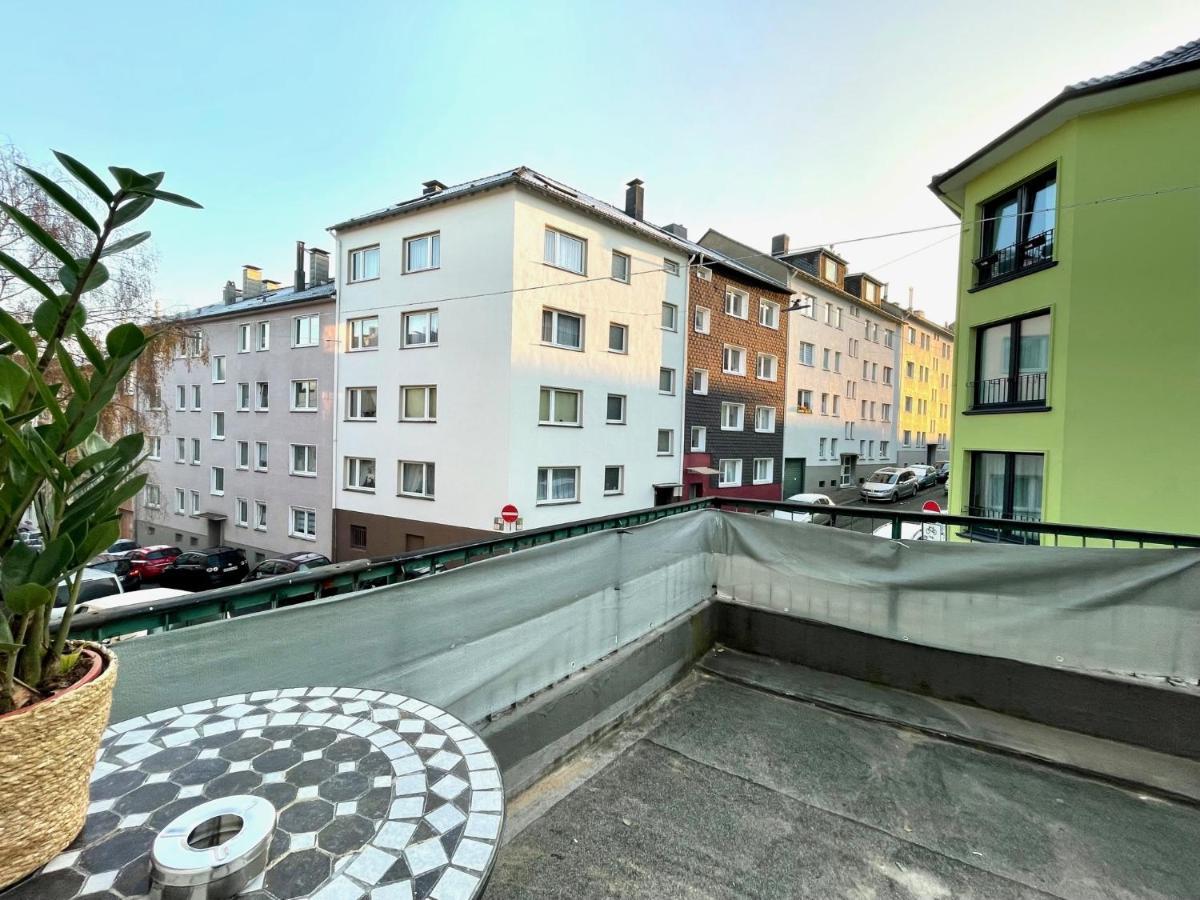 Downtown Apartment By Ninja Spaces - Kingsize-Bett, Kueche, Netflix, Terrasse Wuppertal Exterior photo